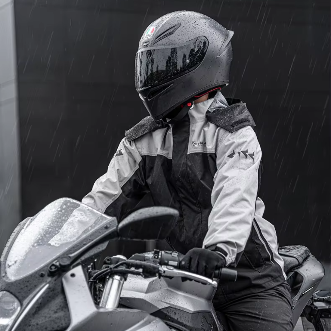 Motorcycle Rain Suit for Riders (Jacket + Pants) – Waterproof, Windproof & Breathable