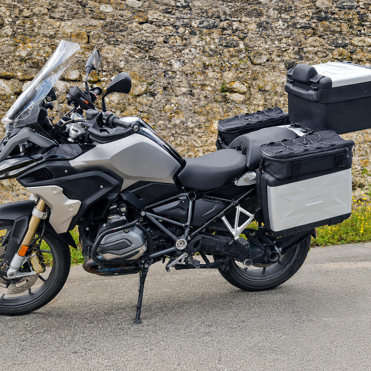 BikerZonez Expandable Pannier Lid Bag System for BMW Motorcycles