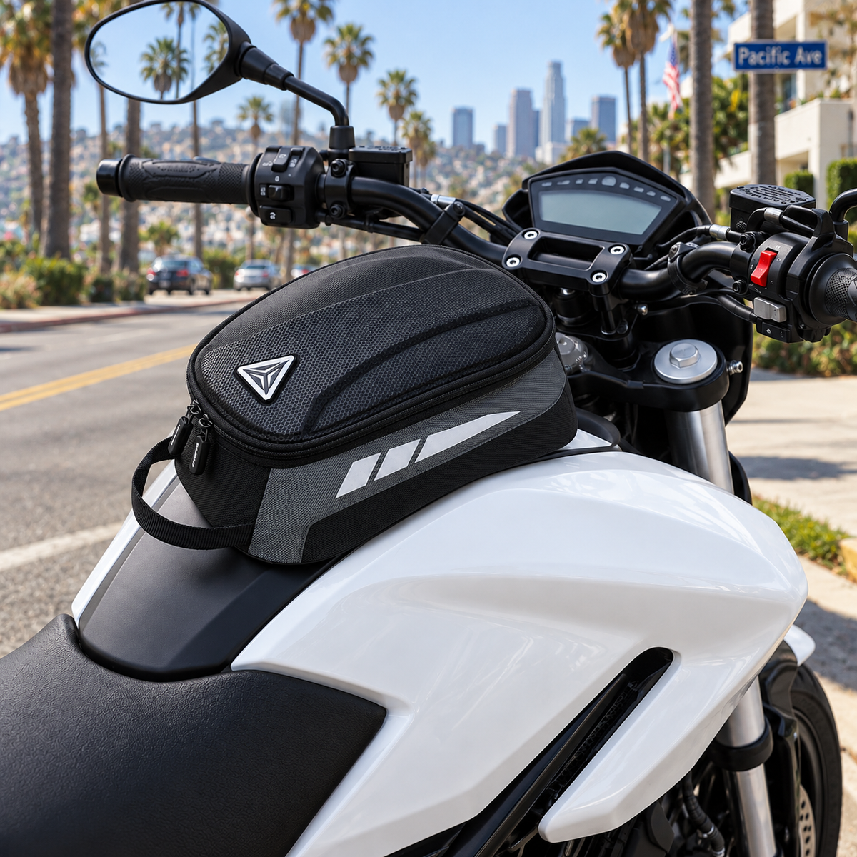 BikerZoneZ Magnetic Hard Shell Tank Bag